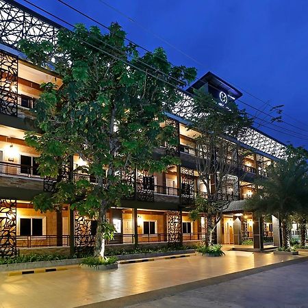 The Vega Resort Chonburi Extérieur photo