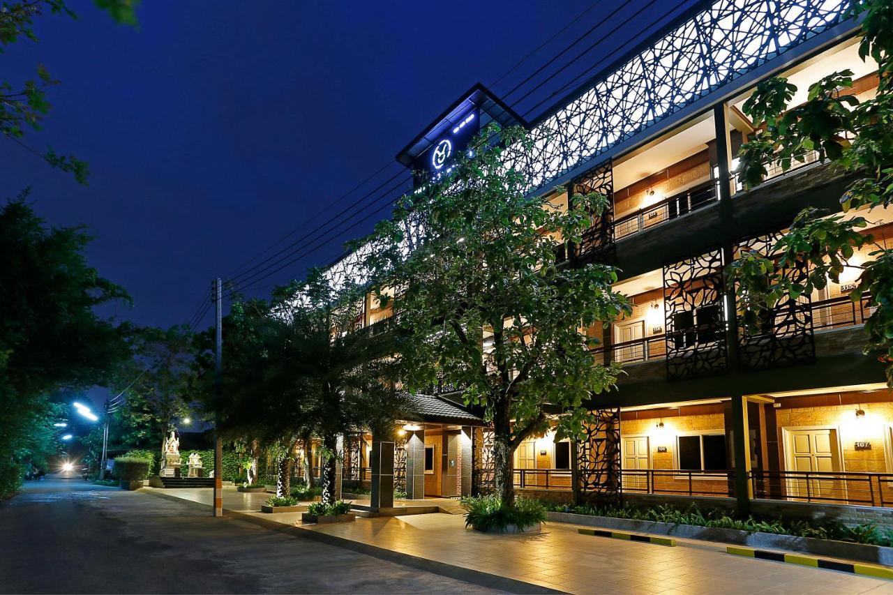 The Vega Resort Chonburi Extérieur photo