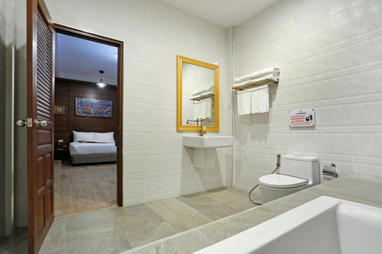 The Vega Resort Chonburi Extérieur photo